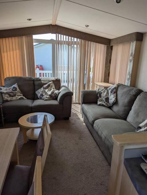 6 Berth Holiday Home On Ocean Edge Near Morecambe Heysham Exterior foto
